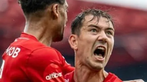 尤文图斯积极推动19岁新星阿莱西奥-瓦卡续约至2028年